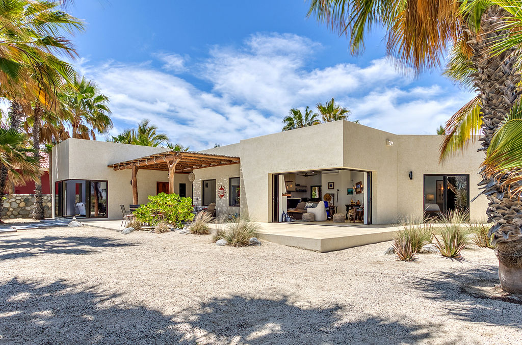 Front yard and living room